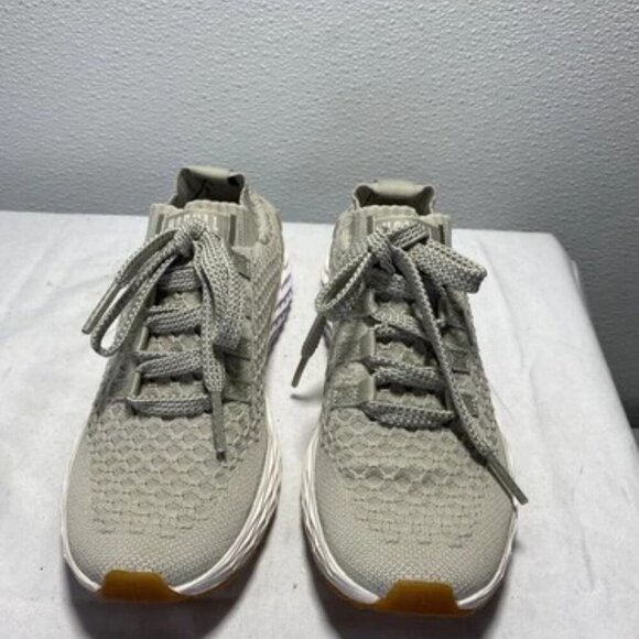 NEW NOBULL Aspire Low Top Mesh Lace Up Comfort Sneaker Mens Size 4.5 - Picture 5 of 6